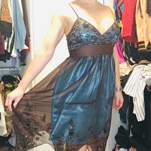 Papel evening boutique size 4